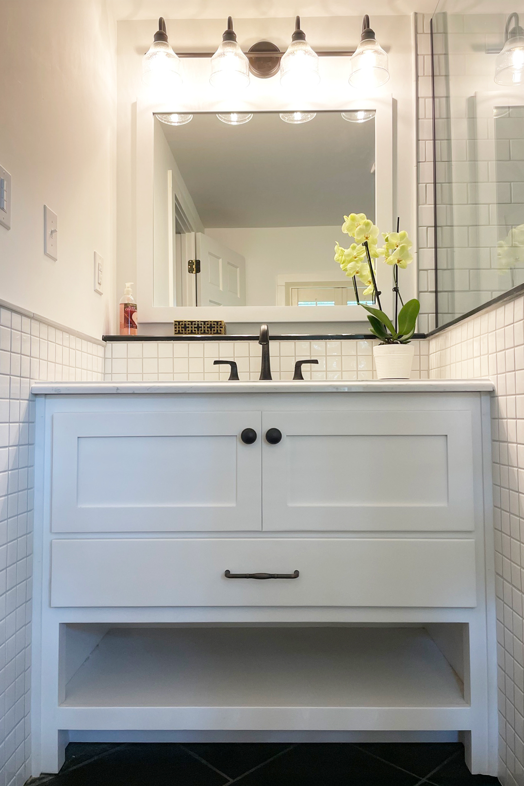 vanity-1080-tall